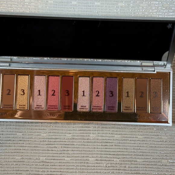 Charlotte Tilbury Bejewelled Eyes Palette and Airbrush Setting Spray - Picture 3 of 4